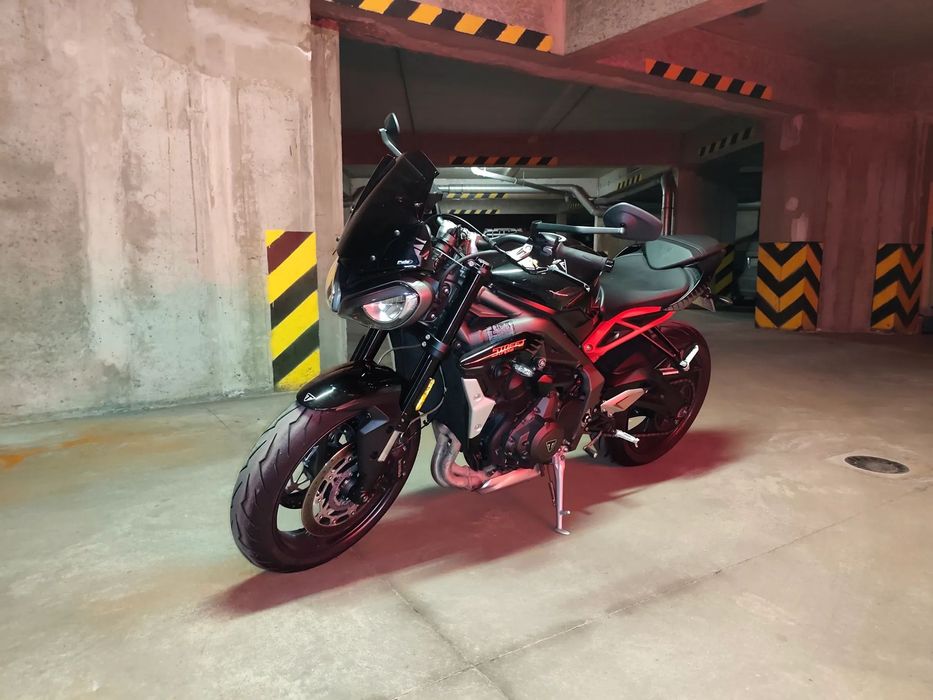 Triumph Street Triple Dominator Puig nowe Diablo Rosso Bardzo ładny Szerszeń