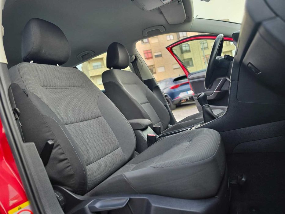 Volkswagen Golf 7 1.6Tdi 110Cv (Look GTI)