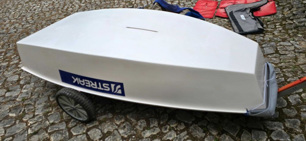 Vela - Barco Optimist