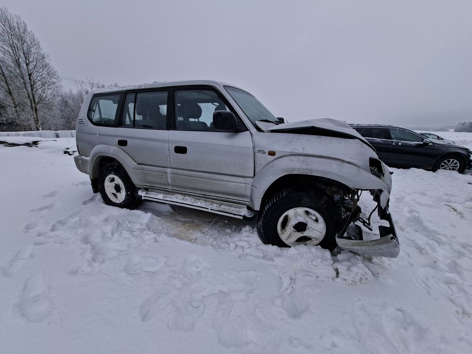 Na części - LandCruiser KDJ95