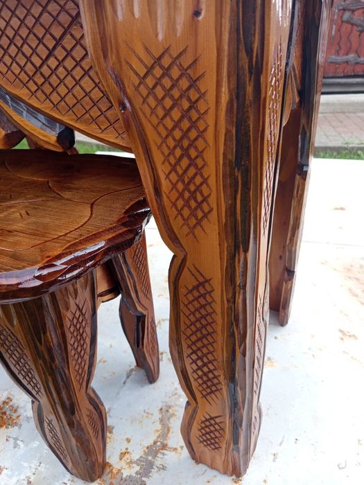 Стіл,стільці ручної роботи,різьблені дерев'яні,крісло стол