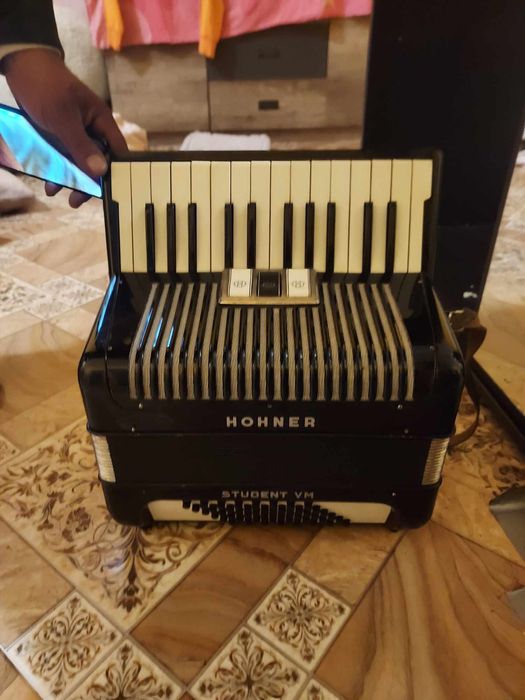 Akordeon hohner 2