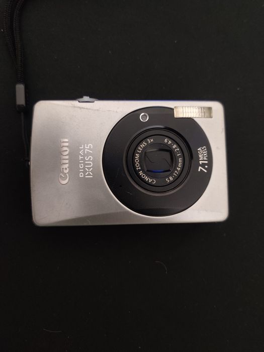 Canon Ixus 75 Inox Japan Вінтажна Мильниця фотоапарат фотокамера