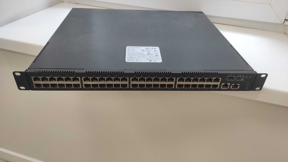 Quanta LB4M керований комутатор