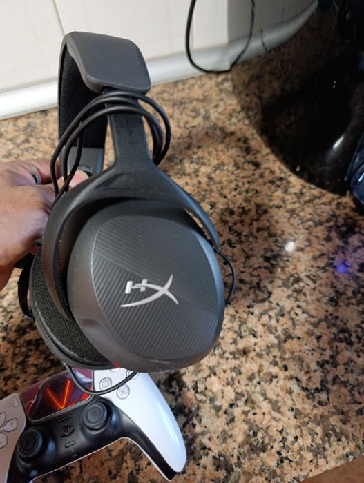 Vendo  auscultadores gaming HyperX