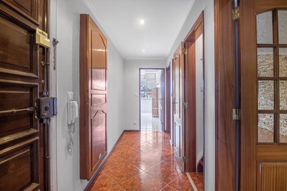 Apartamento T4 Portas de Benfica