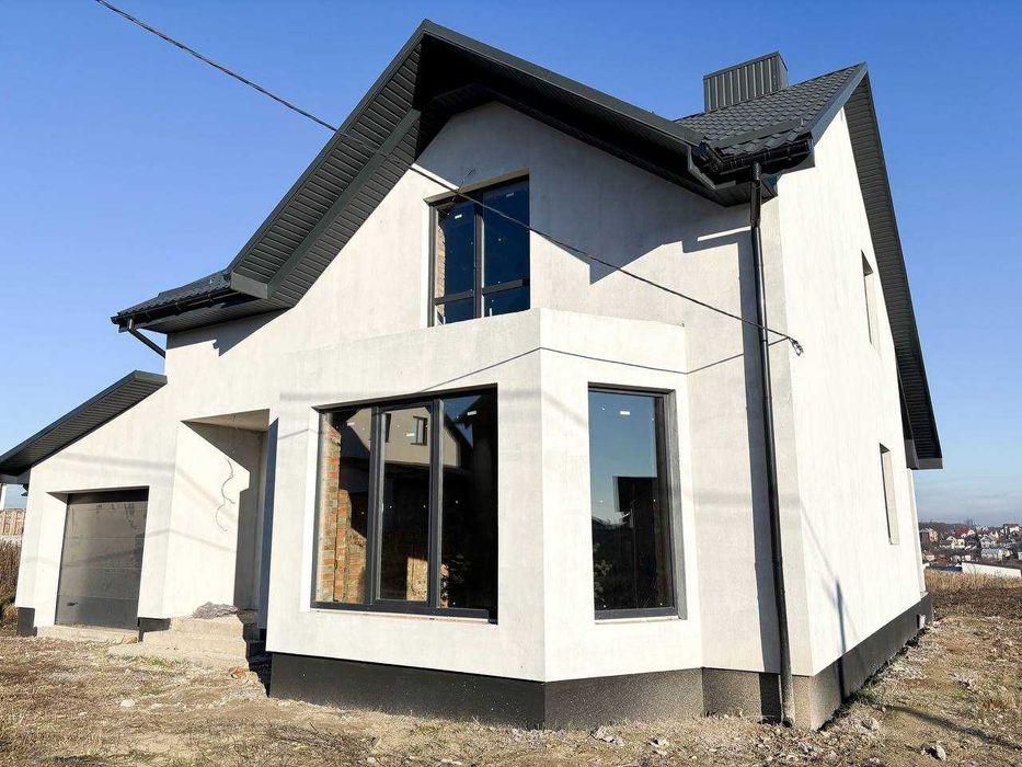 ОКРЕМОСТОЯЧИЙ  БУДИНОК  Локація: масив Кришталевий