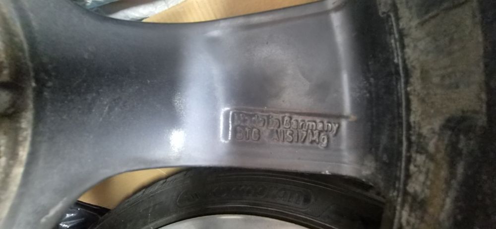 Felgi Rotory audi  18 z oponami zimowymi