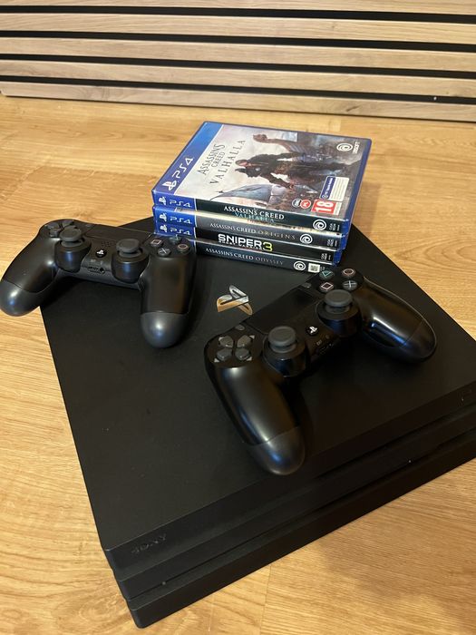 PS4 Pro 2 pady Gry
