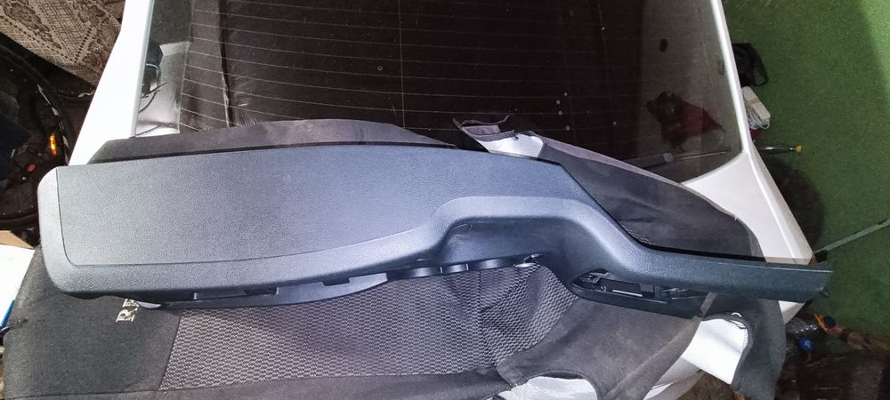 Консоль Skoda Octavia A5