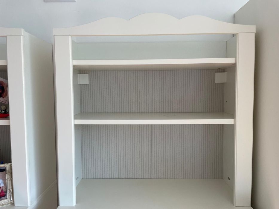 Estante IKEA em bom estado