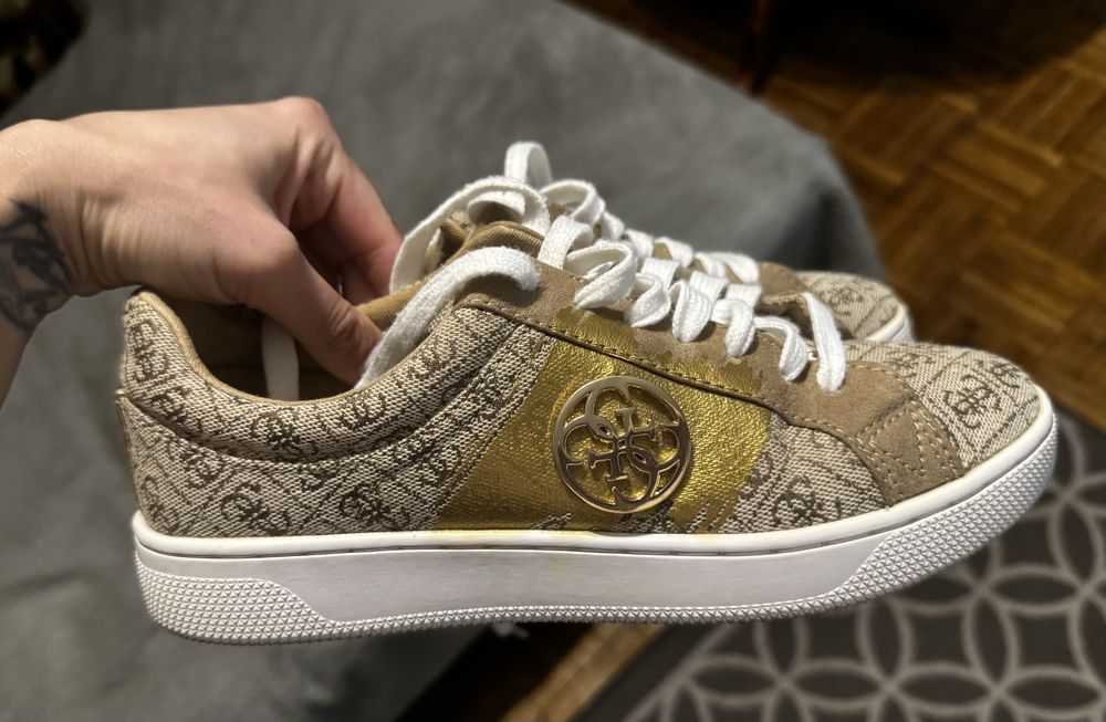 Guess sneakersy damskie r.37
