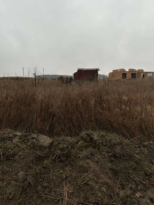 Продам земельну ділянку під забудову в Бохониках 5330