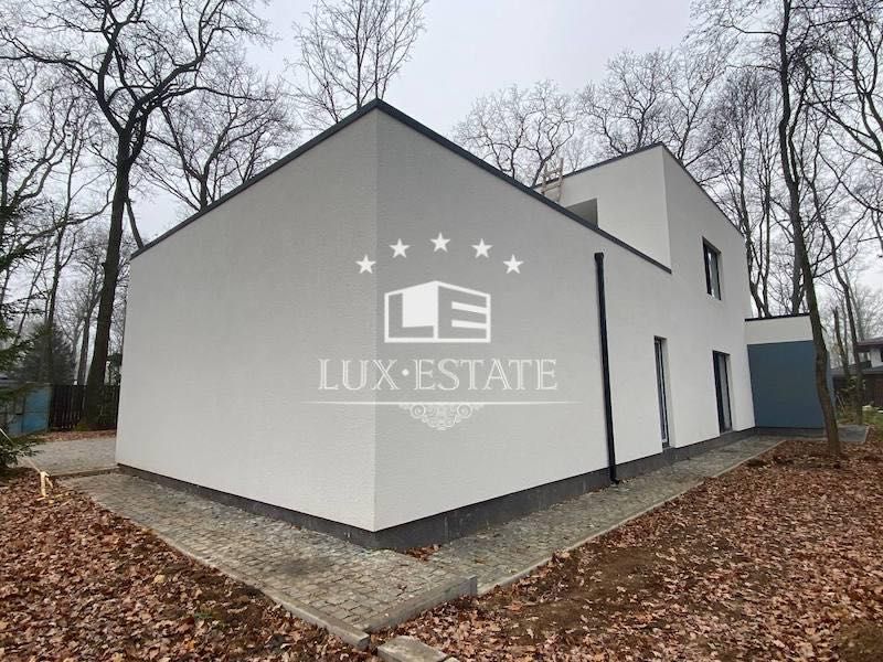 Продам Новый коттедж в элитном, закрытом кг район Лесопарка, Форест