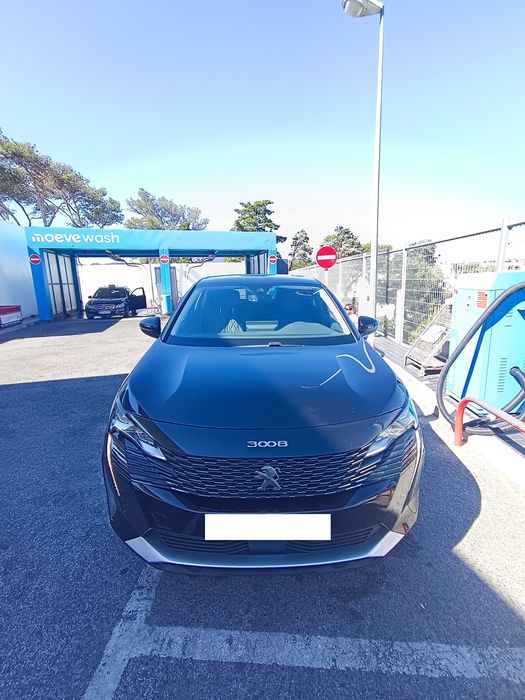 PEUGEOT 3008 HYBRID 225ch Allure Pack e-EAT8