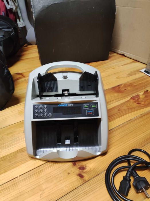 Лічильник валют DORS 600 вживаний в ідеальному стані.