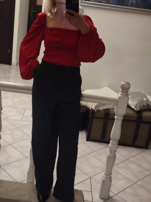 Top z bufiastymi rękawami Vero Moda rozmiar M