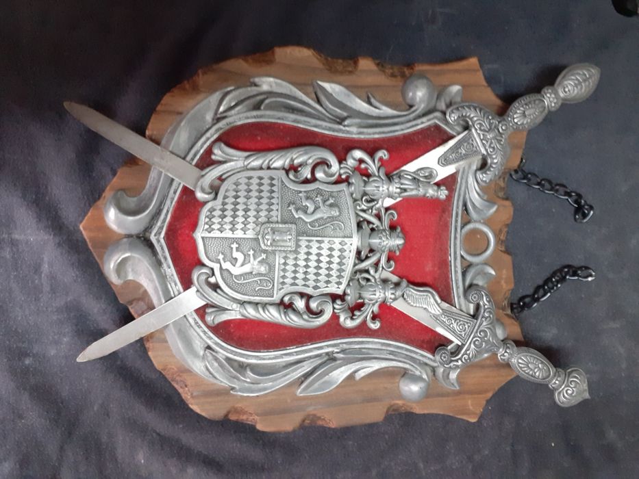Brasão em estanho