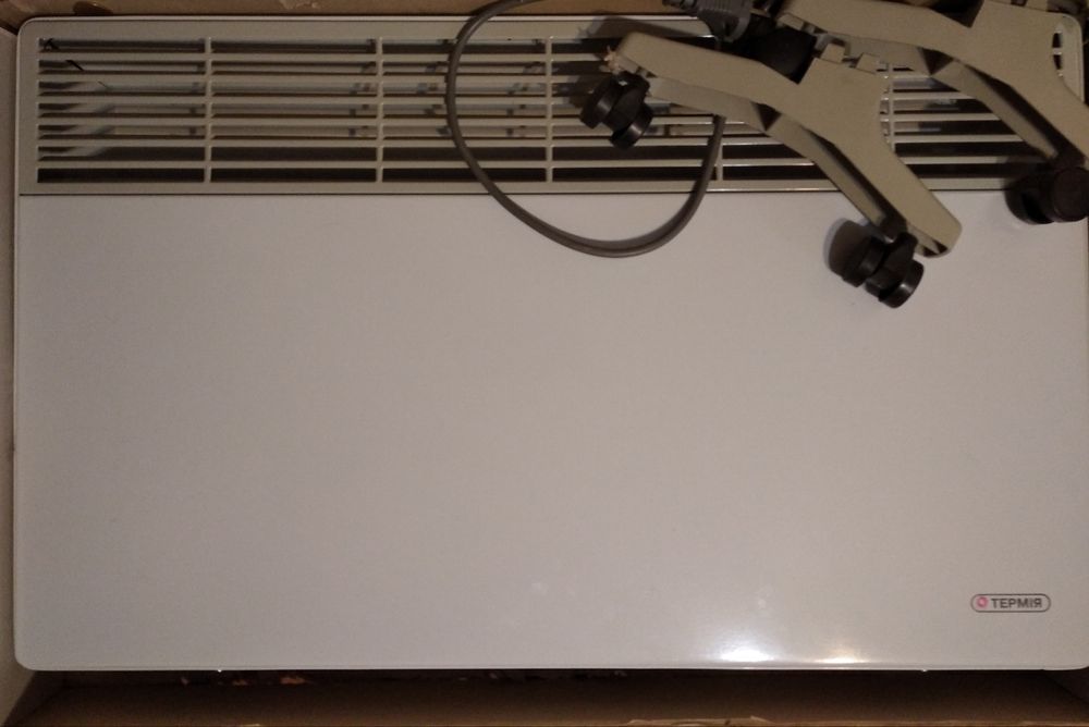 Обігрівач електричний теновий