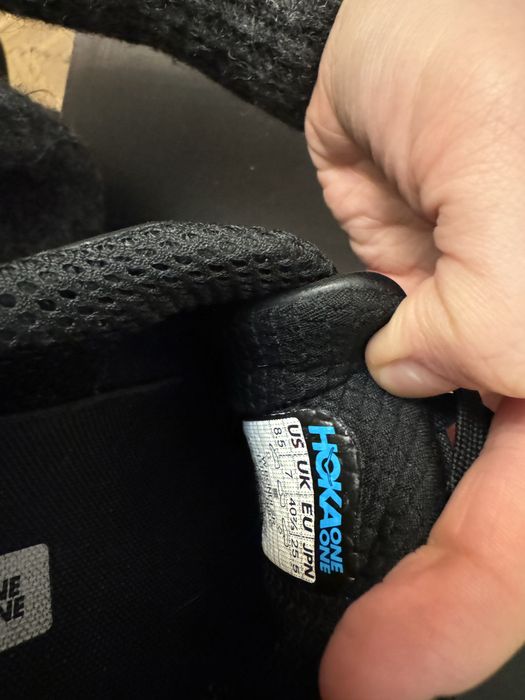Кросівкі для бігу жіночі HOKA Bondi SR black/black