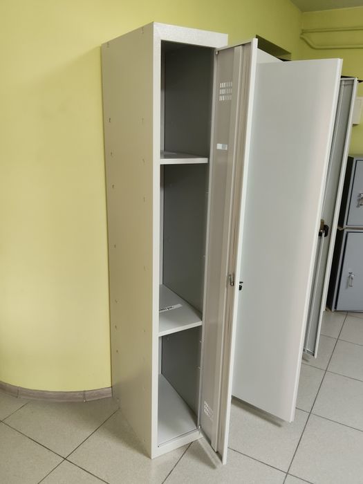 Бухгалтерські шафи, сейфи