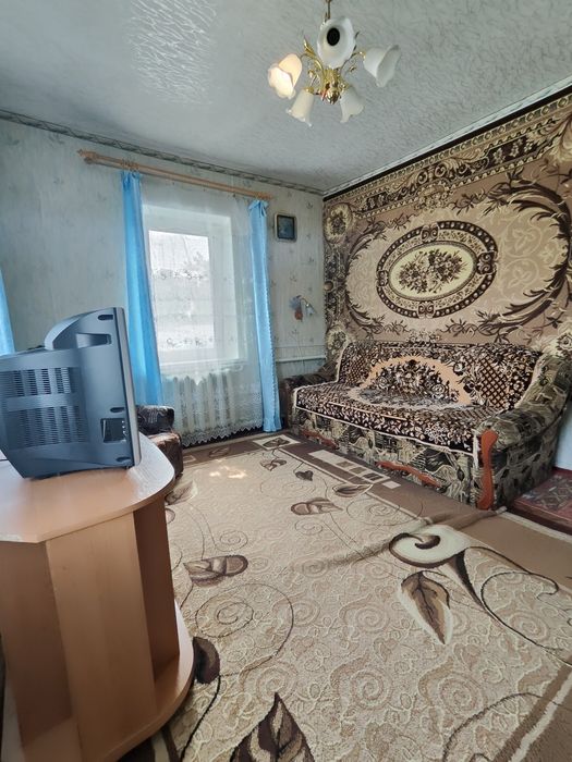 Продам пол дома Диевка-1