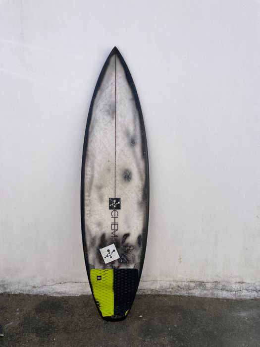 Chemistry Surfboard 5,10 nova feita na California