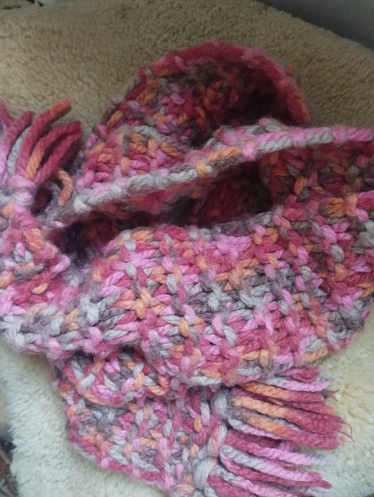 Handmade длинный узкий яркий шарф крупной вязки бахрома coachelа кэжуа