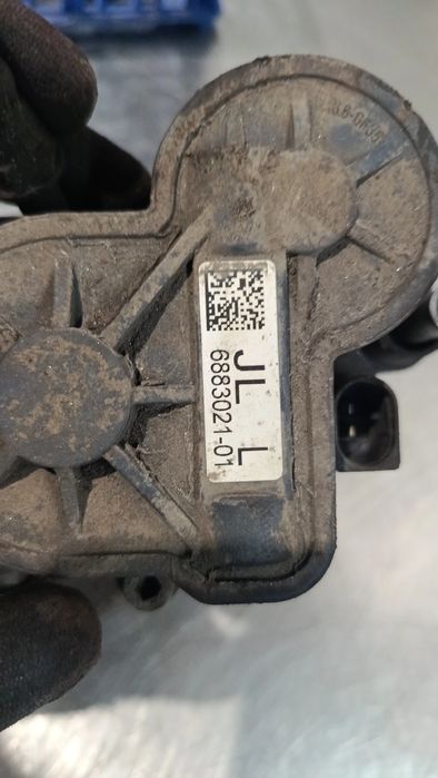 Pinça travão / maxila de travão trás esquerda BMW X1 (F48)