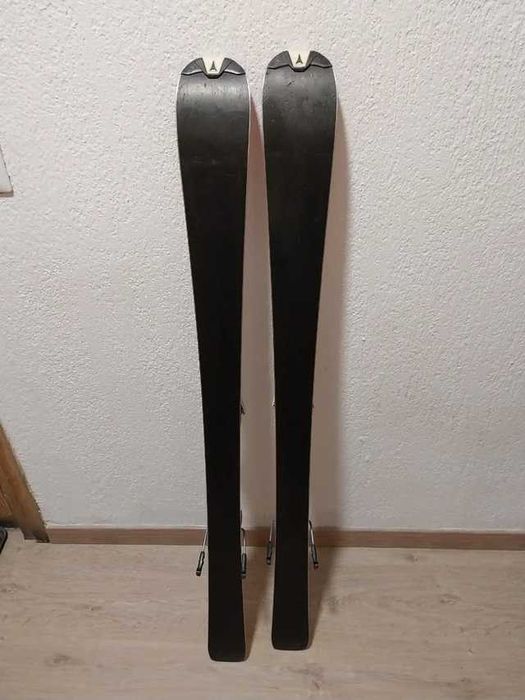 VENDO SKIS Atomic redster (120 cm) - só 70 eur