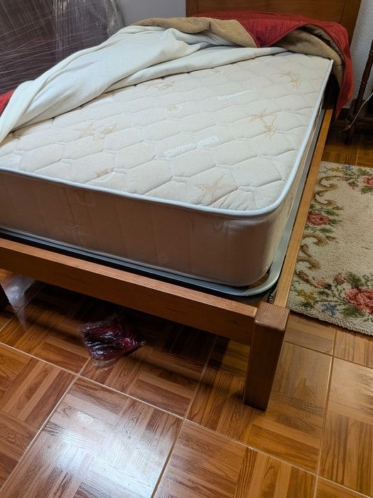 Cama de Solteiro Completa (Cama + Estrado + Colchão)
