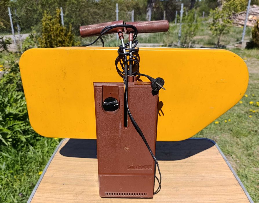 Prasowalnica PRL elektryczna