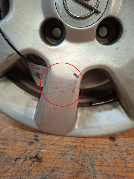 Jante frente esquerda OPEL Corsa C