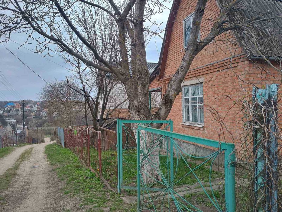 Дубово — будинок з ділянкою 6 соток