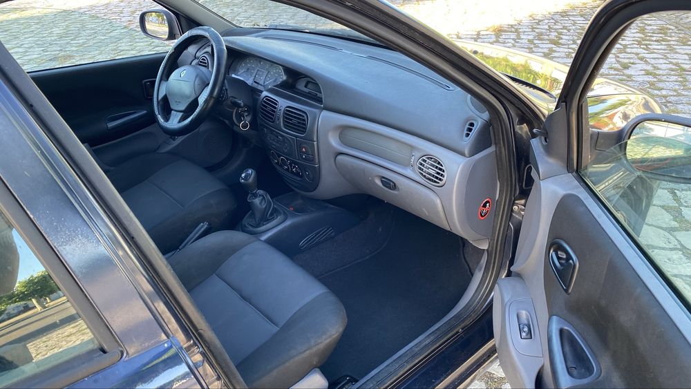 Barato 1.9DTI Megane com AC