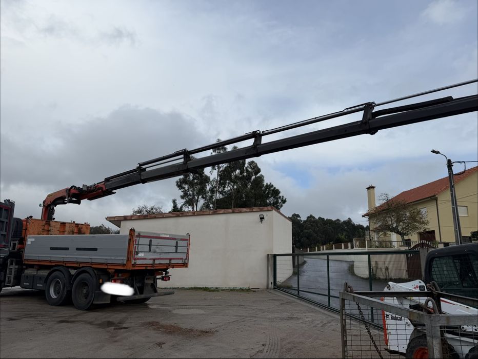 Volvo Fmx com grua e bascula