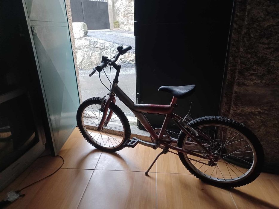 Bicicleta de criança roda 20