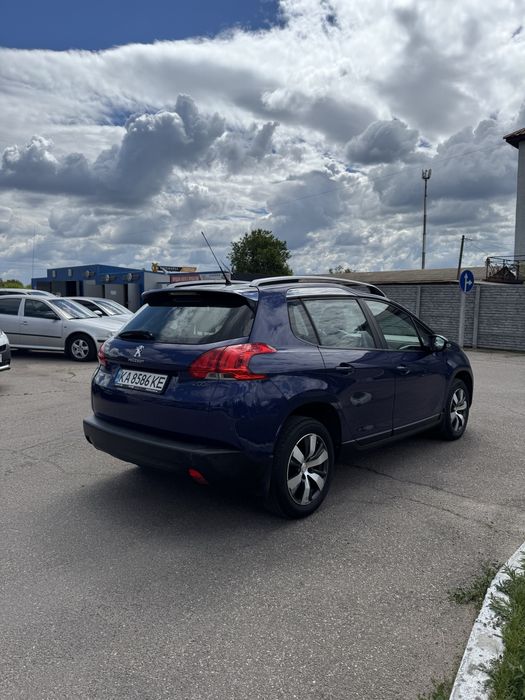Peugeot 2008 2014 року