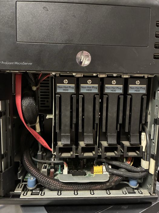HP ProLiant MicroServer G7 AMD N54L