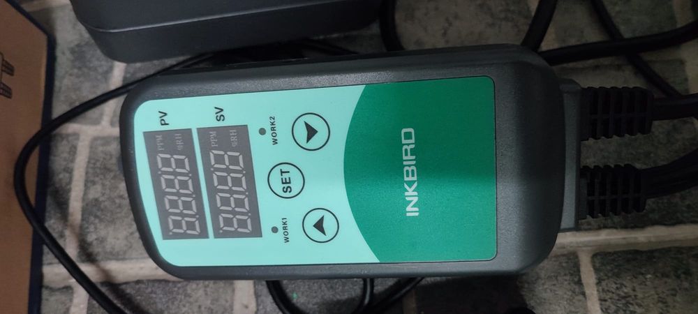 Controlador de CO2 Inkbird ICC-500T com Sensor NDIR B01 (Como Novo)