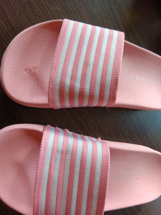 Klapki dziewczęce kapcie Primark rozm. 32