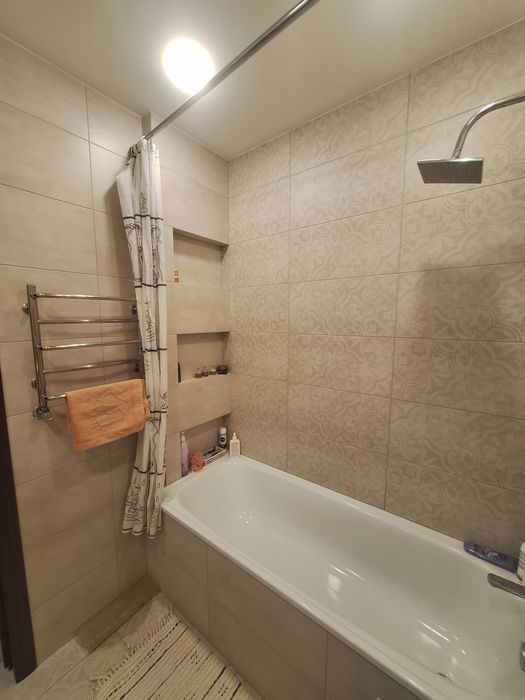 Продаж 3-х кімнатної квартири р-н 5 школи