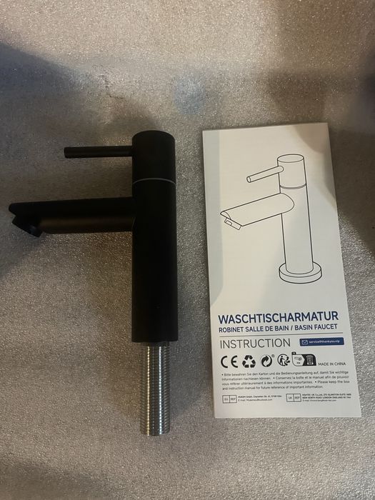 Bateria umywalkowa czarna