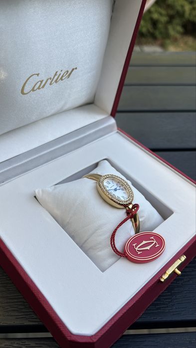 Годинник Cartier baignoire , burker золотий овальний