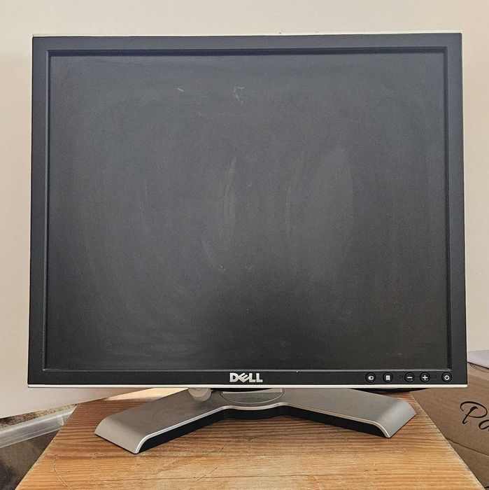 Monitor DELL usado em bom estado