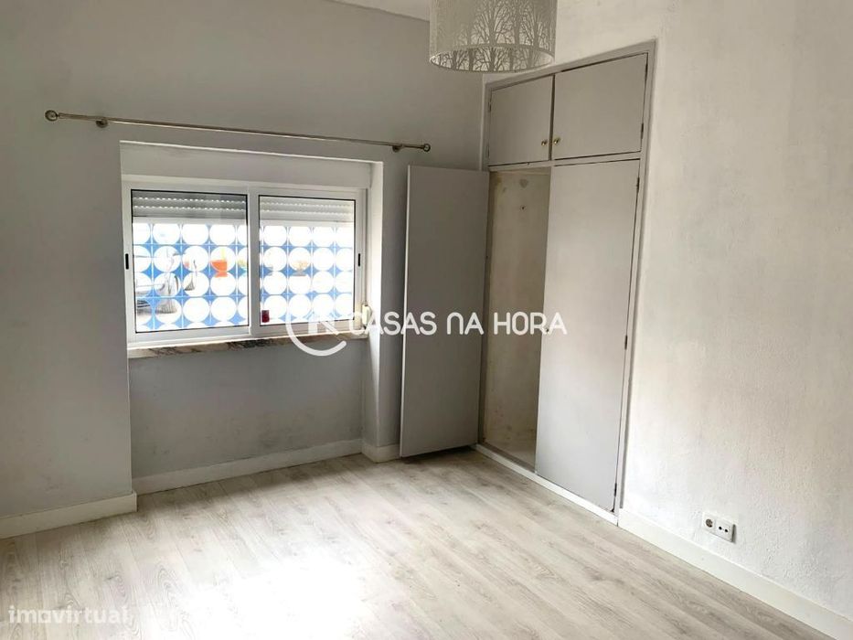 Apartamento T1 Charneca da Caparica