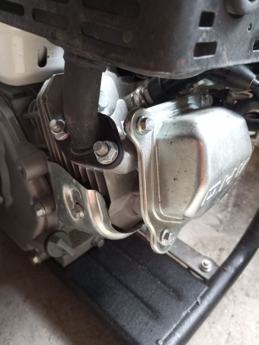 Motobomba de água 4T 5.5CV 2" (como nova) + Tubos Heliflex