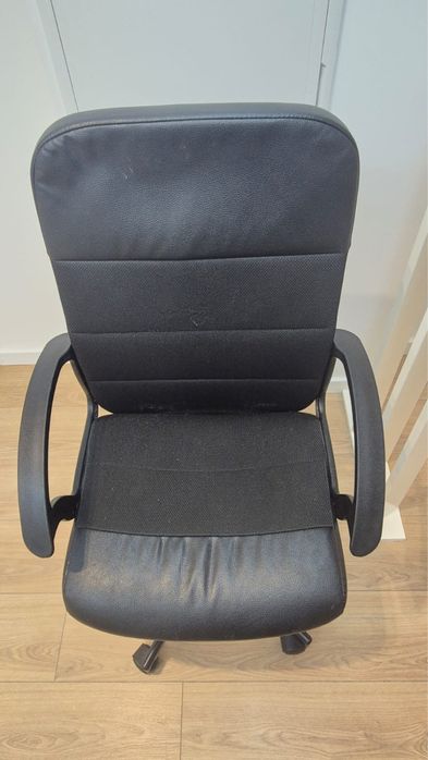 Vende-se Cadeira de Escritorio 2nd mão