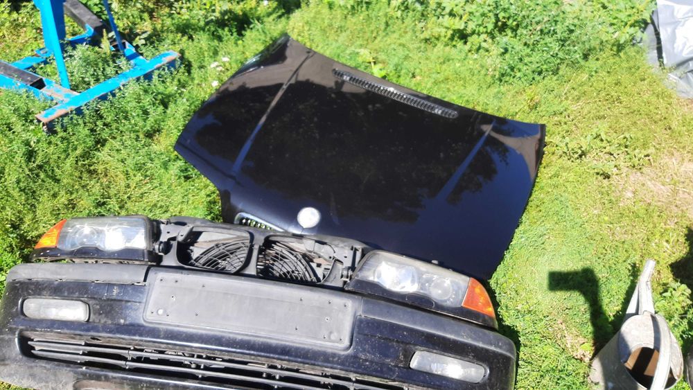 maska kompletna BMW e46 "czarna" przed lift pas przedni lampy
