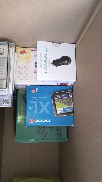 Lote Diversa Tecnologia: TomTom + ChromeCast + Antena TDT